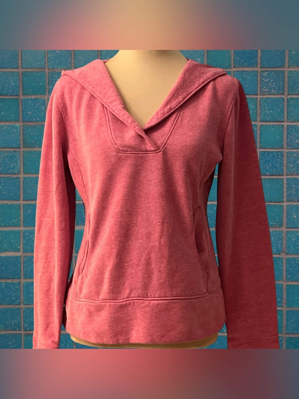tek gear Women's Rose Pink Hooded Pullover Sweatshirt